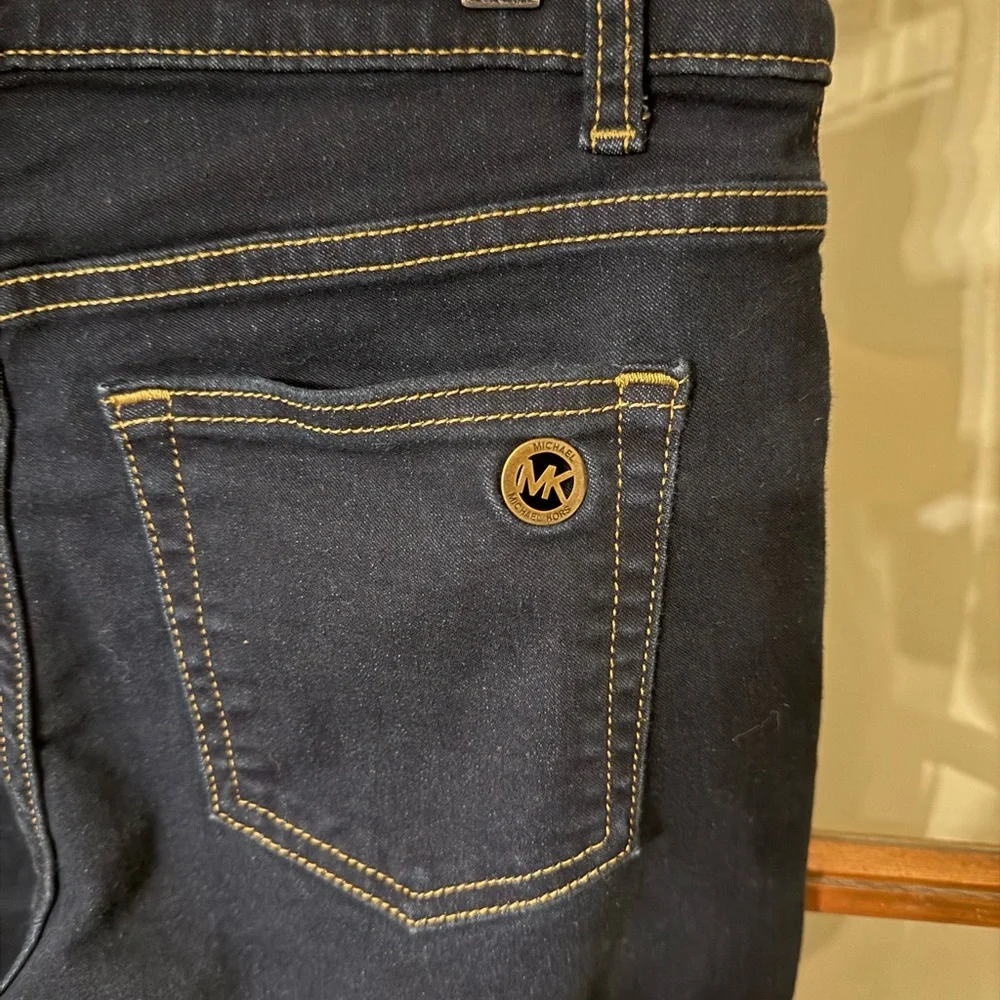 Michael Kors Dark Wash Skinny Jeans - Size 6 - Picture 4 of 5
